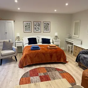  Apartment The
